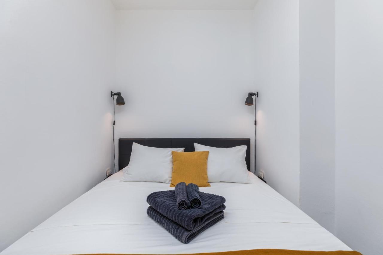 3 Minutes From The Beach: Lovely Studio Apartment Pula Extérieur photo